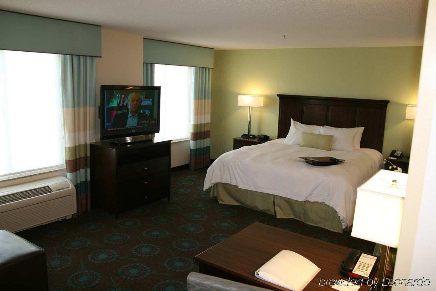 Hampton Inn & Suites Suisun City Waterfront Room photo